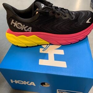 Hoka One One